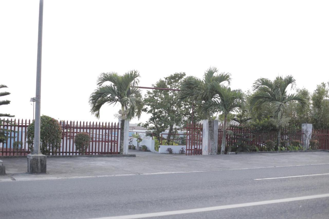 Casa Noah Hotel Tagaytay City Exterior foto
